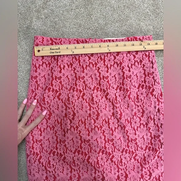 Diane Von Furstenberg - DVF - Pink/Red Lace Pencil Skirt - size 8 - EUC - Picture 7 of 10